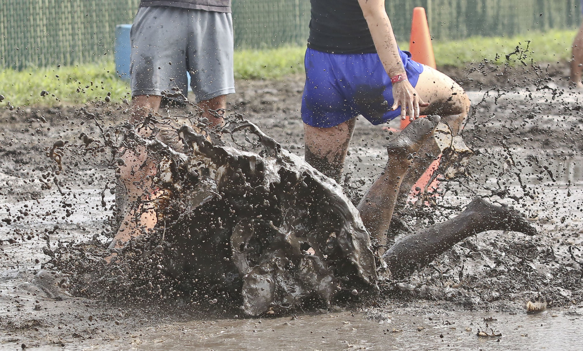 Mud Volleyball 11 08.18.18.JPG